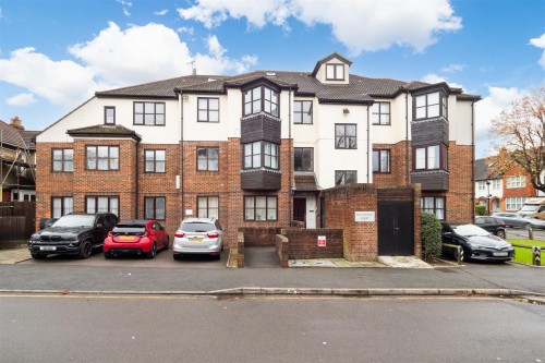 Arrange a viewing for 12a Lewis Road, Sutton