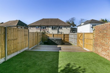 image of 220a, Carshalton Road