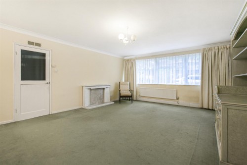 Arrange a viewing for Christchurch Park, Sutton