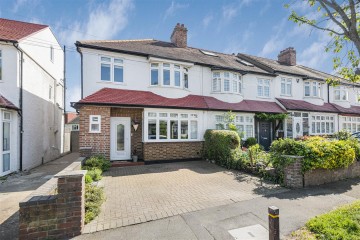 image of 9, Lymescote Gardens