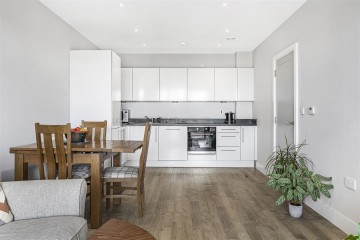 image of 33 Sovereign Apartments, High Street