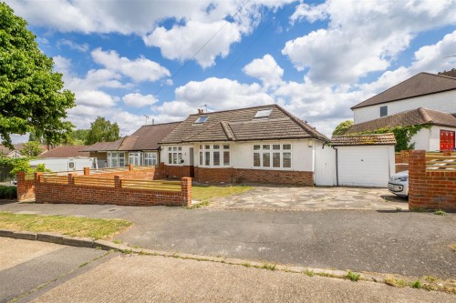 Arrange a viewing for Benfleet Close, Sutton
