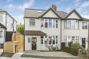image of 25, Fieldsend Road