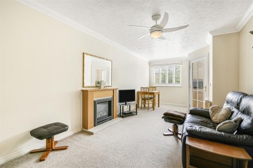image of 32 Hampton Lodge, 15, Cavendish Road