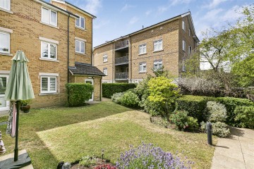 image of 32 Hampton Lodge, 15, Cavendish Road