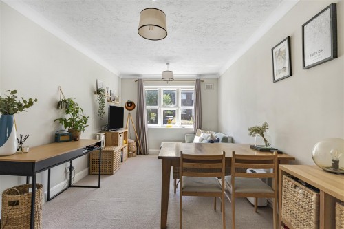 Arrange a viewing for Cavendish Road, Sutton