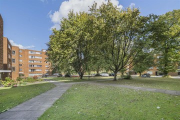 image of 198, Homefield Park