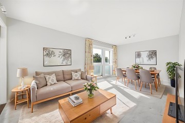 image of 42 Toll Bar Court, Basinghall Gardens