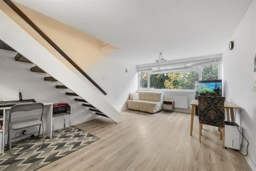 image of 8 Albion Court, Albion Road