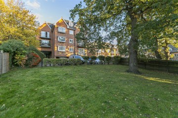 image of 9 The Briar, 43, Thicket Road