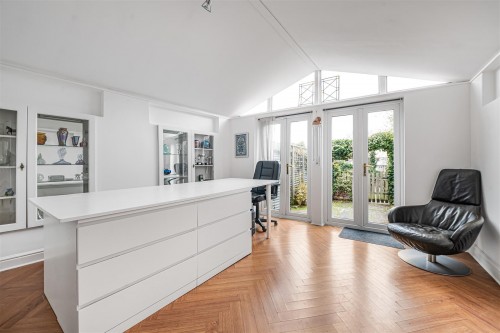Arrange a viewing for Sutton Common Road, Sutton