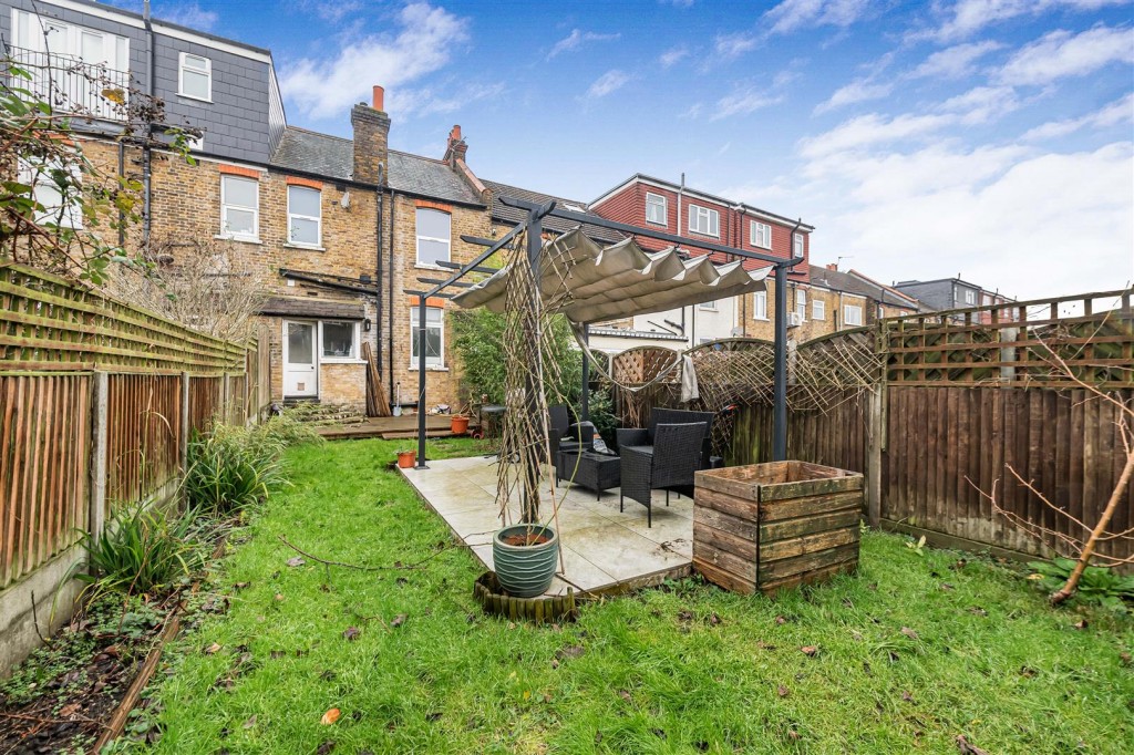 Floorplans For Strathearn Road, Sutton