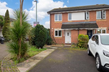 image of 11, Chelmsford Close