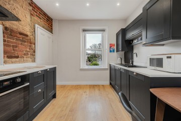 image of 53D, Langley Park Road