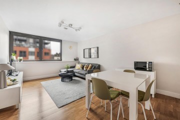 image of Flat 15, 2 Old Inn House, Carshalton Road