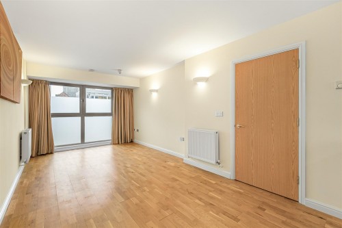 Arrange a viewing for Throwley Way, Sutton