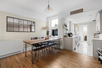 image of 30, Sutton Grove