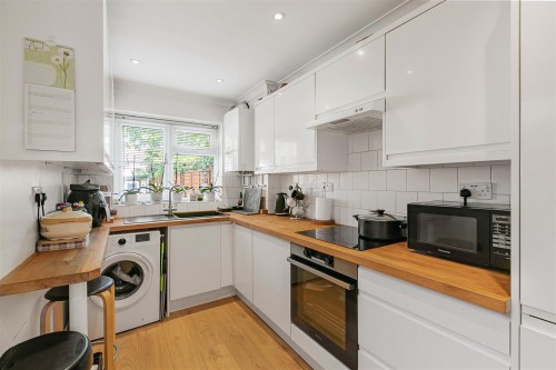 Arrange a viewing for Collingwood Road, Sutton