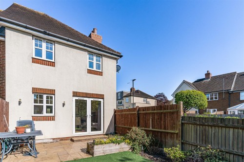 Arrange a viewing for Roseacre Close, Sutton