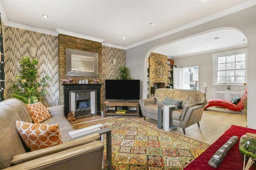 Arrange a viewing for Downs Road, Sutton