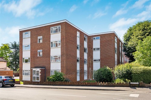 Arrange a viewing for 5 Clarendon Road, Wallington