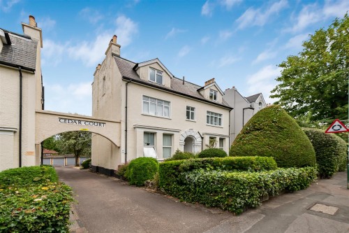 Arrange a viewing for Cedar Road, Sutton